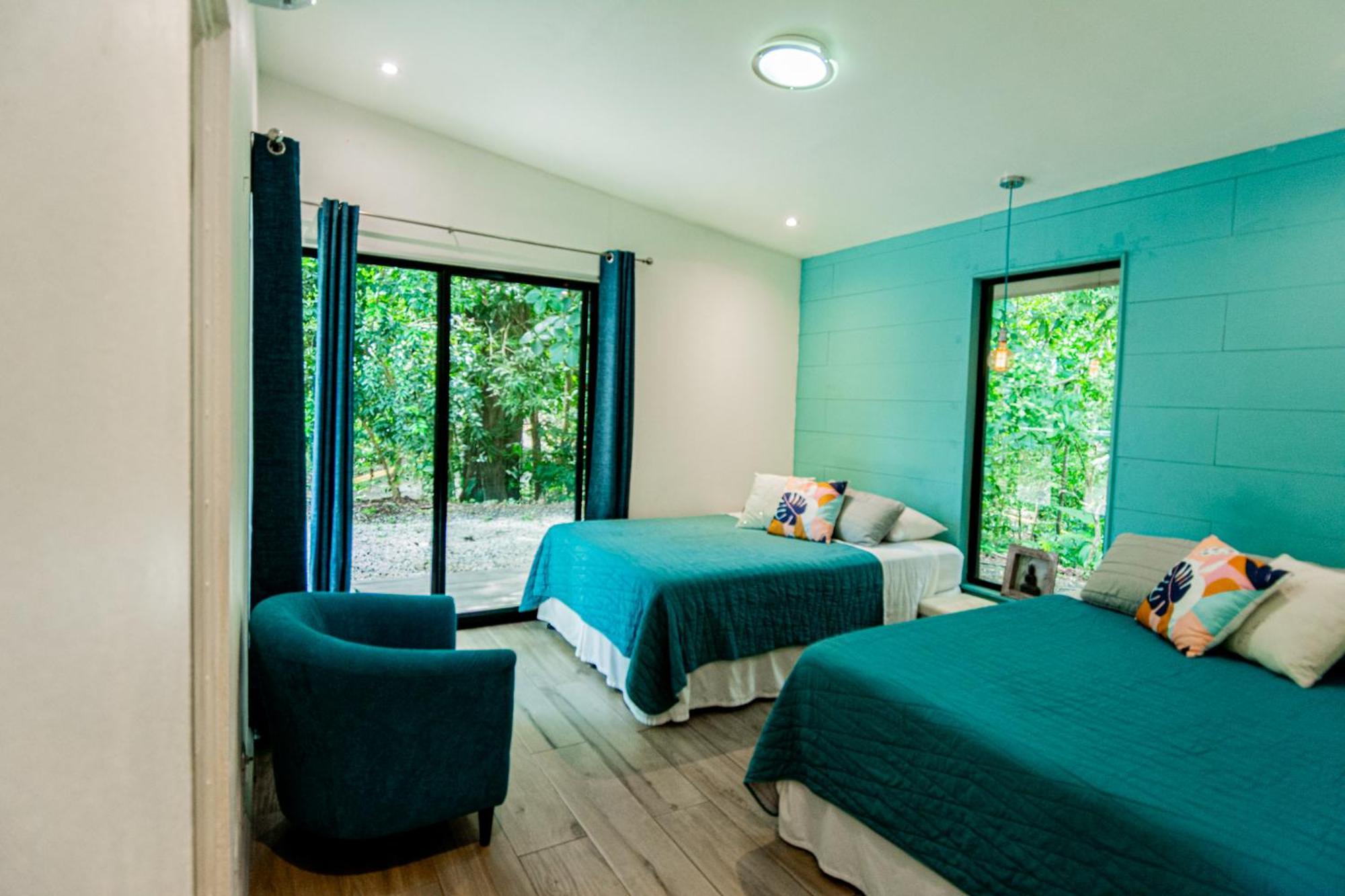 Selva Color - Forest & Beach Ecolodge Quebrada Ganado Room photo