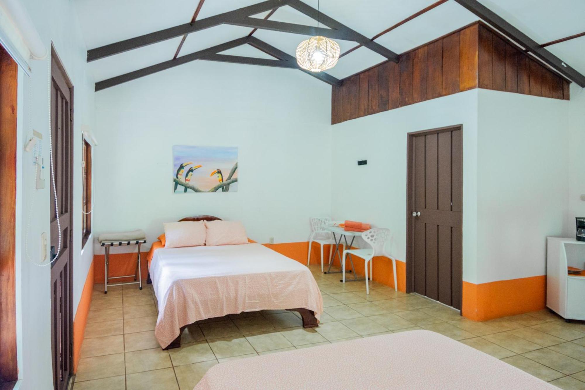 Selva Color - Forest & Beach Ecolodge Quebrada Ganado Room photo