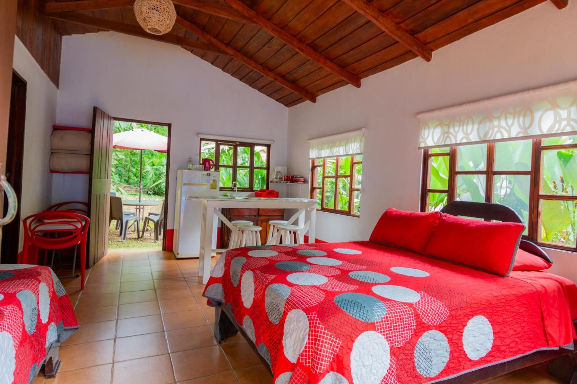 Selva Color - Forest & Beach Ecolodge Quebrada Ganado Room photo